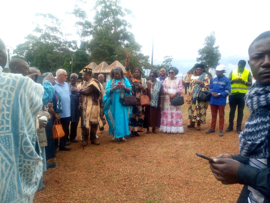 Réception des premiers équipements solaires et collecte des dernières données techniques pour le village traditionnel de Bangoulap au Cameroun